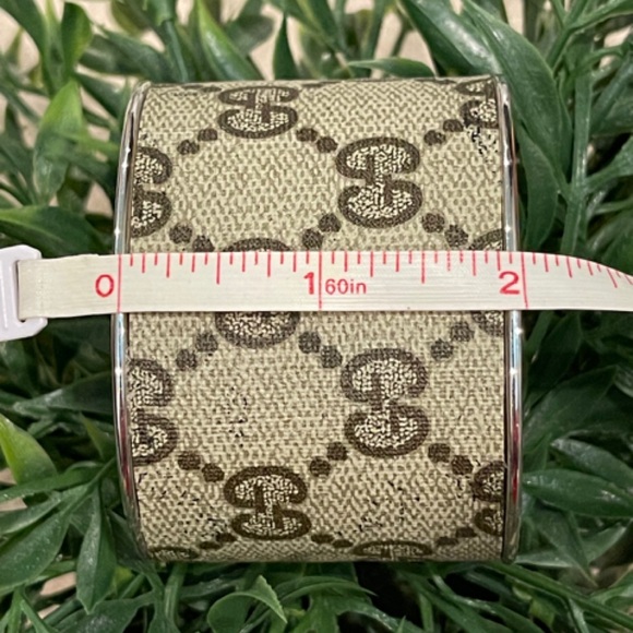 ✨Authentic Vintage GUCCI GG Supreme Logo Monogram Wide Leather Cuff Bracelet - Picture 8 of 10